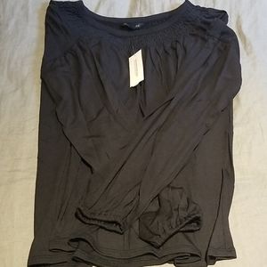 Women's puff-sleeve top